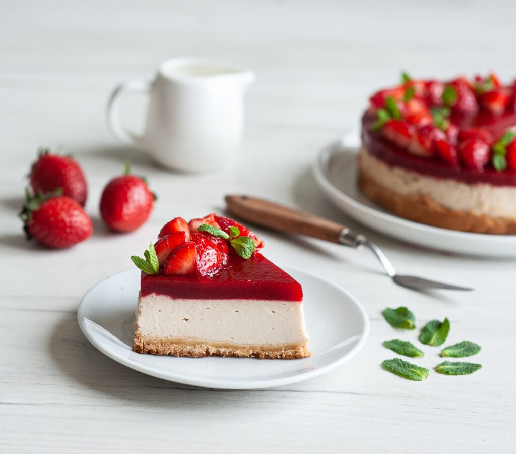 strawberries contain antioxidants. Enjoy strawberry pie to support health 